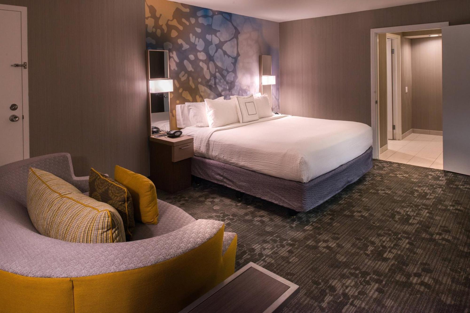 Courtyard By Marriott Oxnard/Ventura Hotel Exterior foto